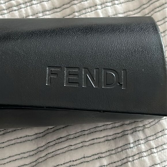 Fendi Black Leather Glasses twist design Case - Picture 5 of 5